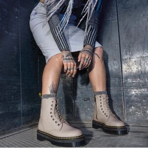 Dr. Martens Jadon lll Leather Boots Chunky Soles